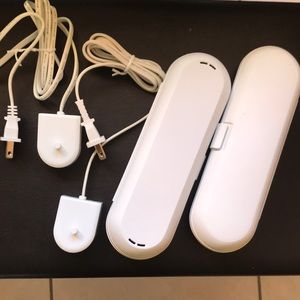 Phillips Sonicare toothbrush chargers and carrying cases